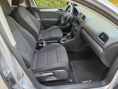 Used 2012 Volkswagen Golf 4-Door image 24