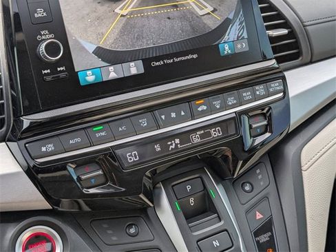 Used 2026 Honda Odyssey EX-L image 22