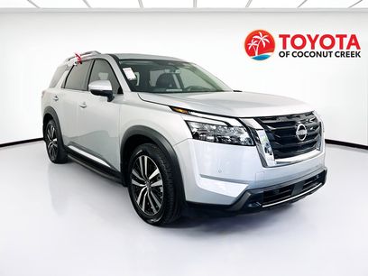 Used 2024 Nissan Pathfinder Platinum w/ Cargo Package