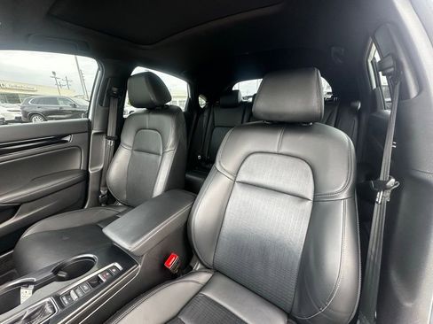 Used 2022 Honda Civic Sport Touring image 9