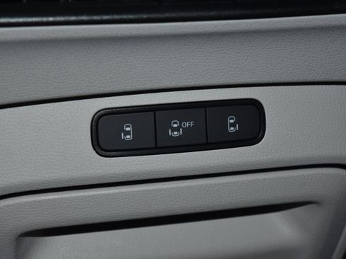 New 2025 Volkswagen ID. Buzz 1st Edition image 12