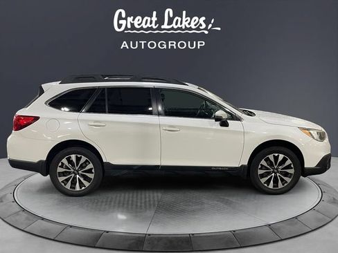 Used 2016 Subaru Outback 2.5i Limited AWD/4WD image 6