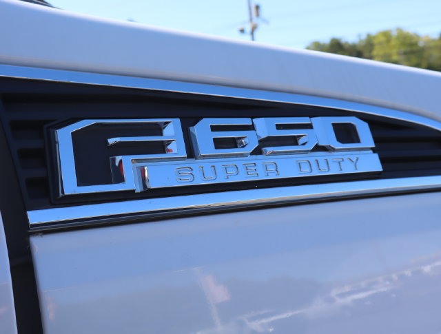 Used 2018 Ford F650 2WD Regular Cab Super Duty image 20