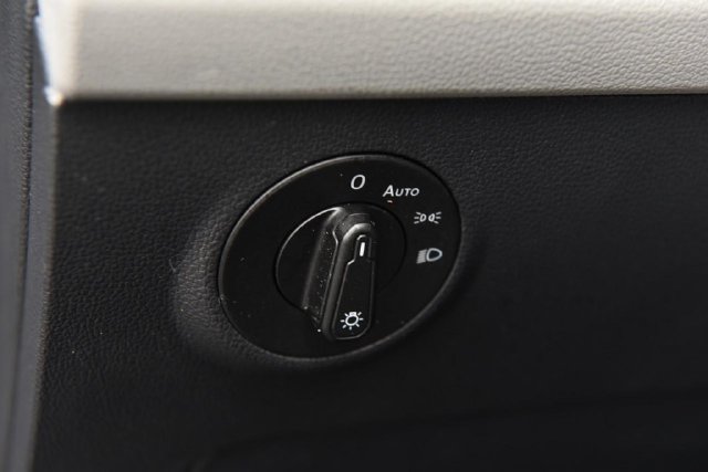 Used 2024 Volkswagen Taos S w/ MDO Package FWD image 11
