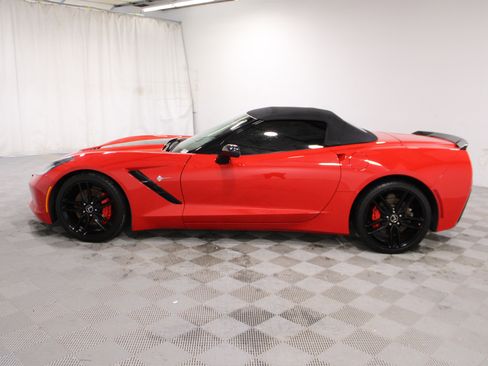 Used 2014 Chevrolet Corvette Stingray Convertible w/ Battery Protection Package image 24