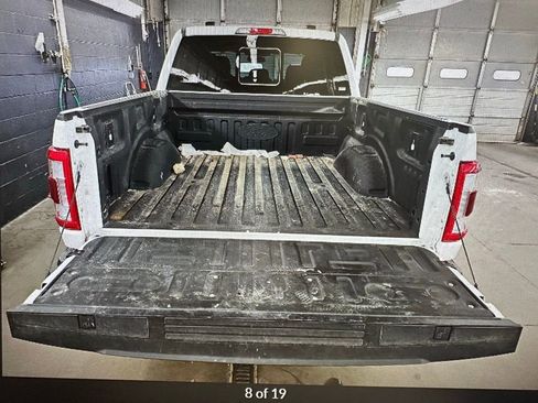 Used 2023 Ford F150 Lariat AWD/4WD image 7