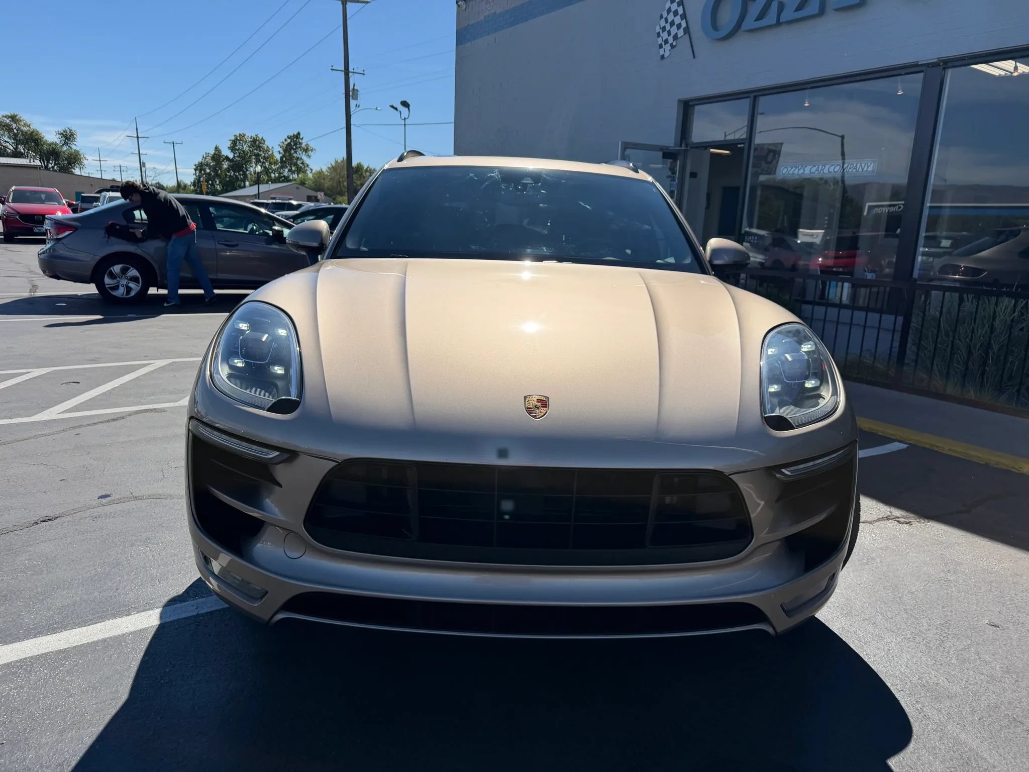 Used 2017 Porsche Macan GTS AWD/4WD image 3