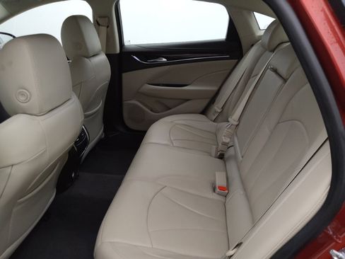 Used 2018 Buick LaCrosse Essence image 18