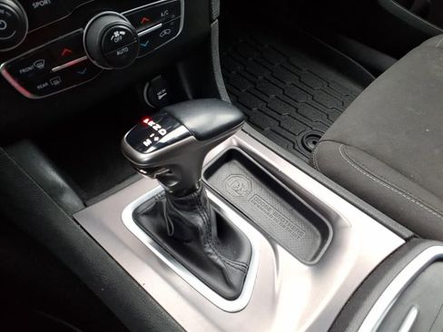 Used 2022 Dodge Charger GT image 20