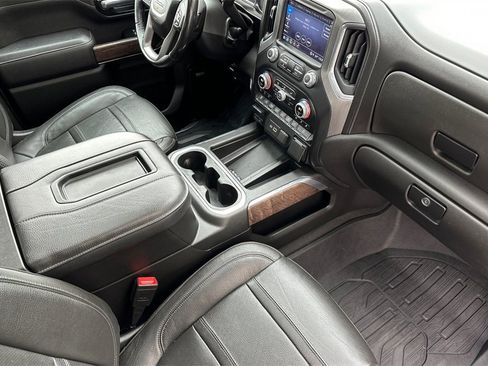 Used 2022 GMC Sierra 3500 Denali image 16