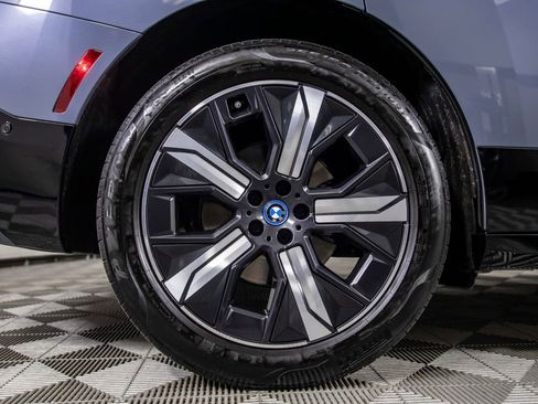 Used 2023 BMW iX xDrive50 w/ Sport Package image 46