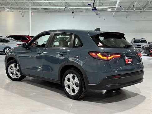 Used 2023 Honda HR-V LX image 17