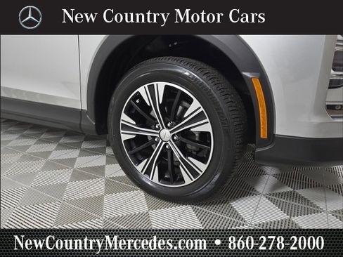 Used 2022 Mitsubishi Eclipse Cross SE image 2