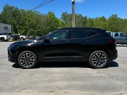 Used 2024 Chevrolet Blazer RS w/ Enhanced Convenience Package AWD/4WD image 6