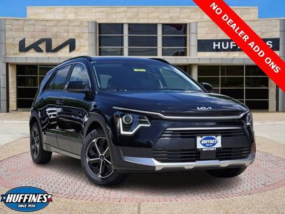 New 2025 Kia Niro EX