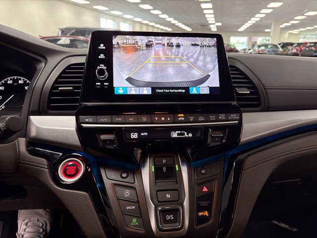 Used 2025 Honda Odyssey Touring image 25