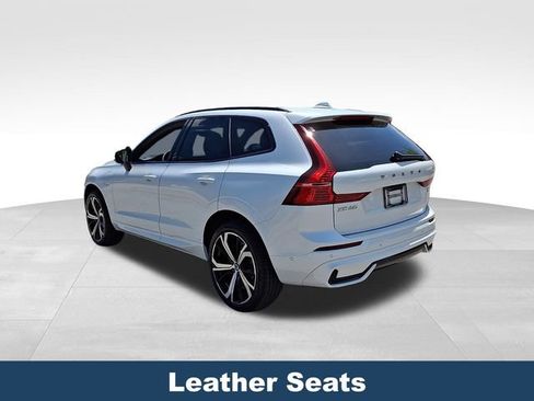 Used 2022 Volvo XC60 T8 R-Design w/ Advanced Package AWD/4WD image 5