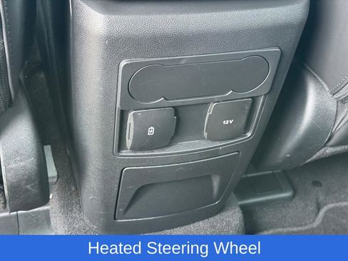 Used 2023 Ford Explorer XLT w/ Equipment Group 202A image 11