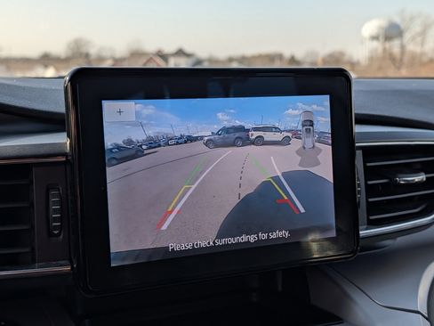 Used 2023 Ford Explorer XLT w/ Equipment Group 202A image 20