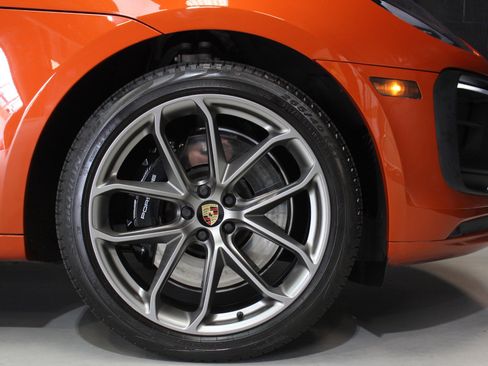 Used 2023 Porsche Macan GTS w/ Premium Package Plus image 24