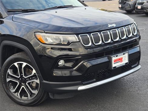 Used 2022 Jeep Compass Limited image 2