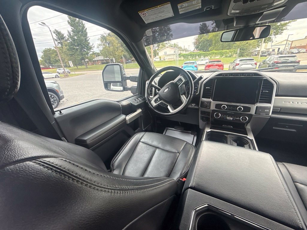 Used 2022 Ford F350 Lariat w/ Lariat Ultimate Package AWD/4WD image 15