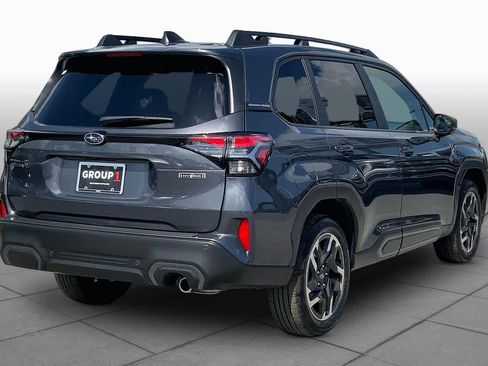 Used 2025 Subaru Forester Limited AWD/4WD image 13