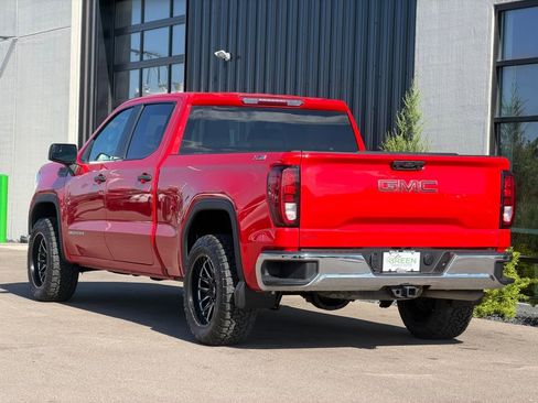 Used 2023 GMC Sierra 1500 Pro w/ Pro Value Package AWD/4WD image 3
