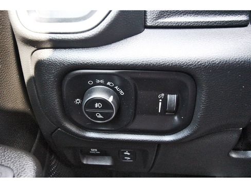 Used 2024 RAM 1500 Lone Star RWD image 19