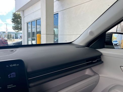 Used 2025 Hyundai Kona SEL image 35