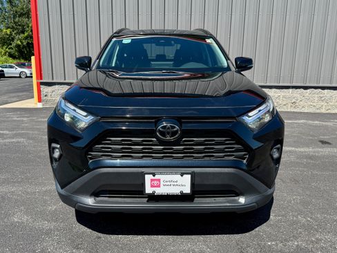 Certified 2022 Toyota RAV4 XLE Premium AWD/4WD image 12