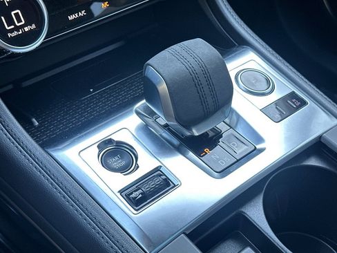 Used 2023 Jaguar F-PACE S image 23