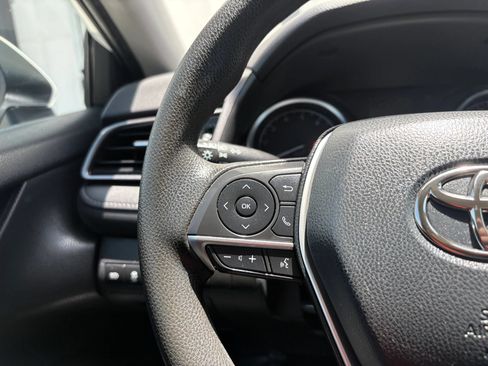 Used 2021 Toyota Camry LE FWD image 26