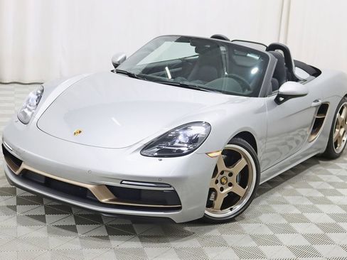 Used 2022 Porsche 718 Boxster RWD image 7