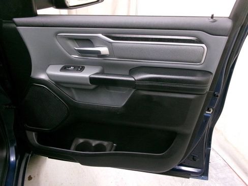 Used 2019 RAM 1500 Big Horn AWD/4WD image 33