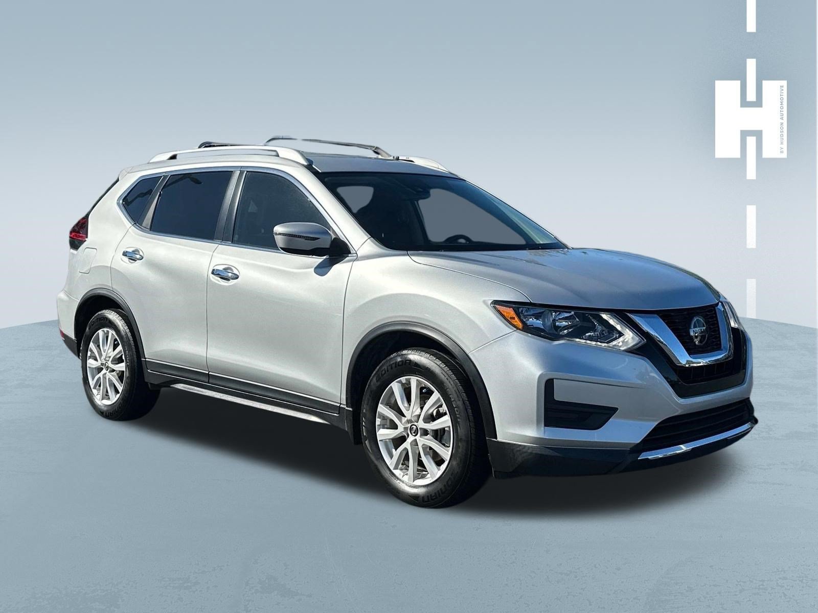 Used 2019 Nissan Rogue SV FWD image 1