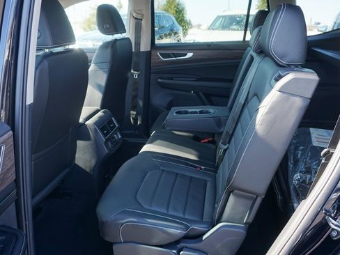 New 2026 Volkswagen Atlas SEL image 11