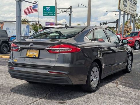 Used 2020 Ford Fusion S FWD image 5