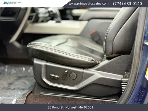 Used 2019 Ford F150 Lariat w/ Equipment Group 502A Luxury AWD/4WD image 12