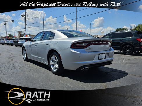 Used 2023 Dodge Charger SXT image 8