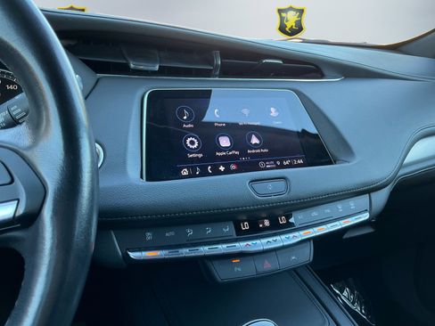 Used 2023 Cadillac XT4 Premium Luxury image 14