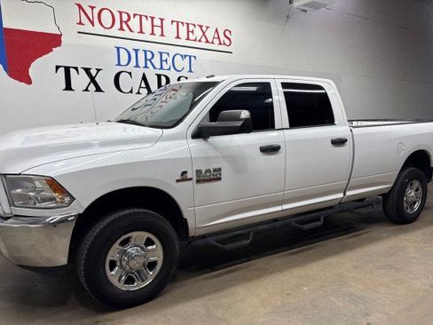 Used 2018 RAM 2500 Tradesman w/ Chrome Appearance Group AWD/4WD image 13