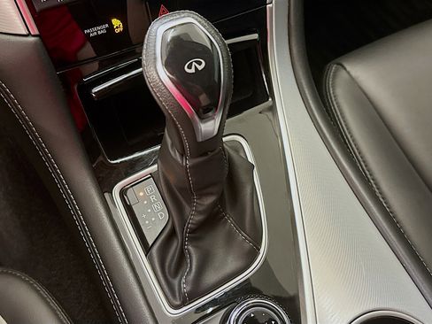 Used 2020 INFINITI Q50 Luxe AWD/4WD image 24