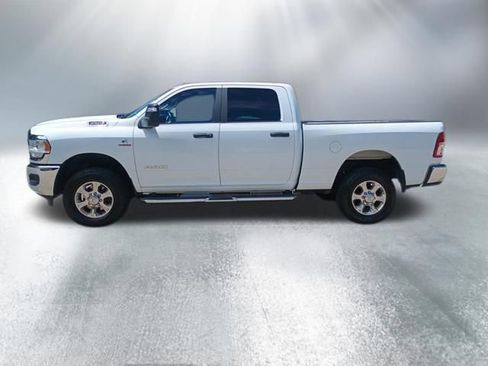 Used 2024 RAM 2500 Big Horn AWD/4WD image 2