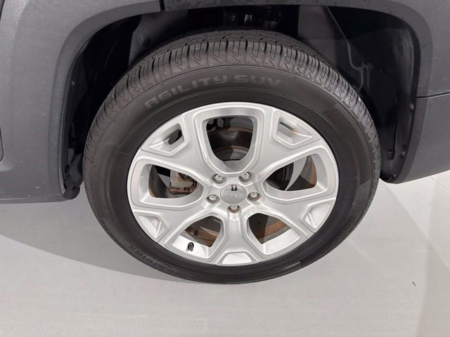 Used 2017 Jeep Renegade Limited FWD image 6