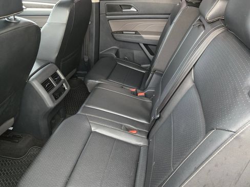 Used 2022 Volkswagen Atlas SE FWD image 10