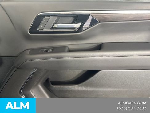 Used 2025 Chevrolet Tahoe LT AWD/4WD image 18