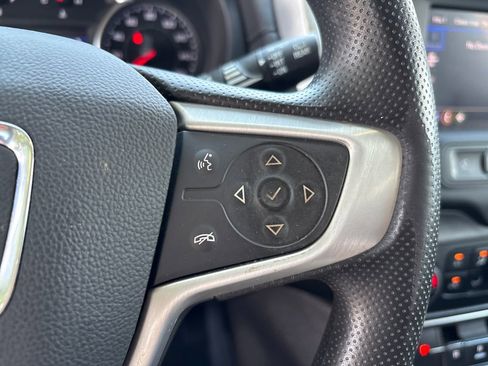 Certified 2023 GMC Terrain SLE w/ Driver Convenience Package FWD image 18