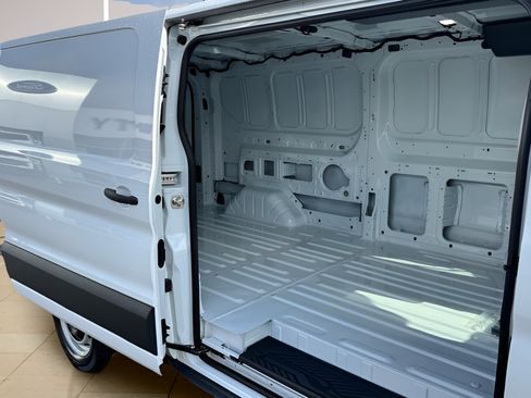 New 2026 Ford Transit 150 Low Roof RWD image 27