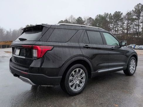 New 2026 Ford Explorer Platinum RWD image 4
